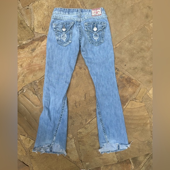 True Religion Low Rise -Flare Jean - Picture 6 of 6